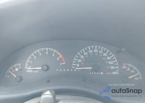 2002 Pontiac Grand Prix Se z USA, uszkodzony, nr VIN 1G2WK52J92F216232